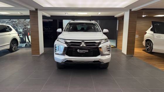 MITSUBISHI PAJERO SPORT 2.4 16V MIVEC TURBO DIESEL LEGEND AWD AUTOMÁTICO